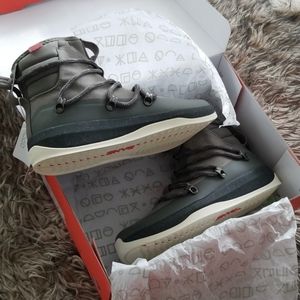 Skye Footwear Stnley sneakerboot hiking boot